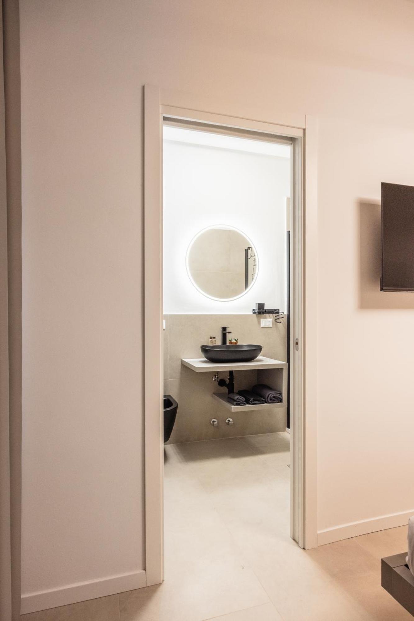 Luxury Station Suite Bologne Extérieur photo