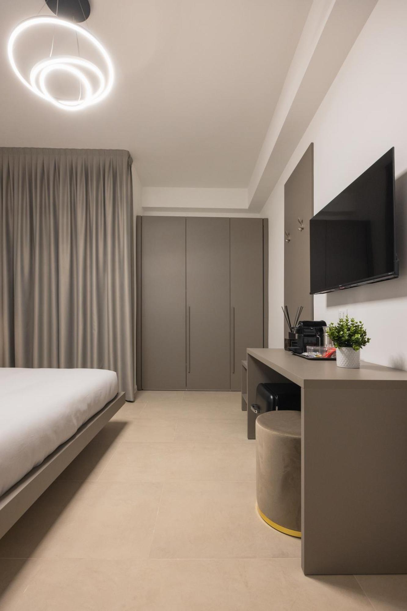Luxury Station Suite Bologne Extérieur photo